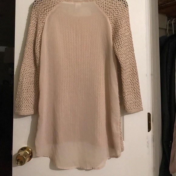 Flowing back sweater - Picture 2 of 3